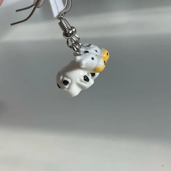 Tiny Cow Earrings - Picture 2 of 2